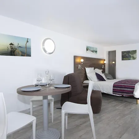 Moutte * Saint-Cyr-sur-Mer