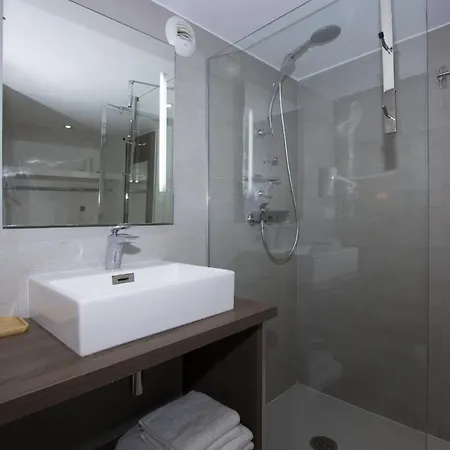 Moutte * Saint-Cyr-sur-Mer